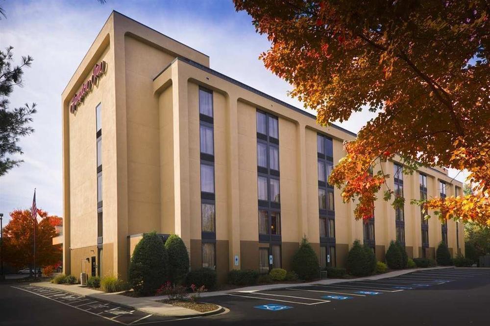Hampton Inn Asheville - Biltmore Area Buitenkant foto