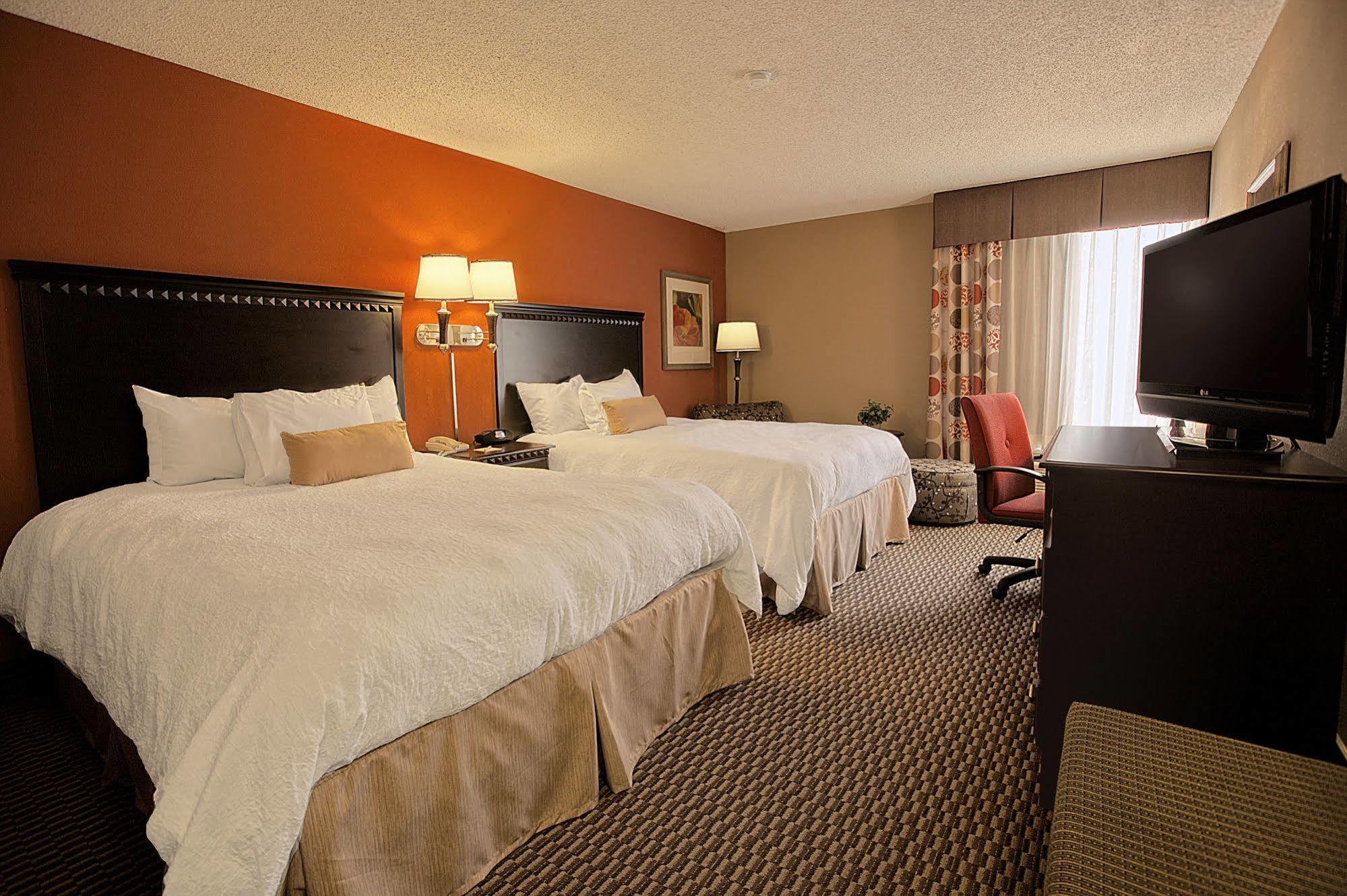 Hampton Inn Asheville - Biltmore Area Buitenkant foto